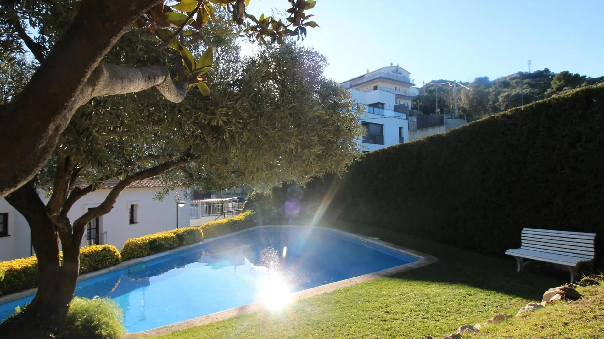 Cel 103 Apartamento Luminoso Y Sencillo En Residencial Ajardinado Con Piscina Comunitaria - Es-228-22 Llanca