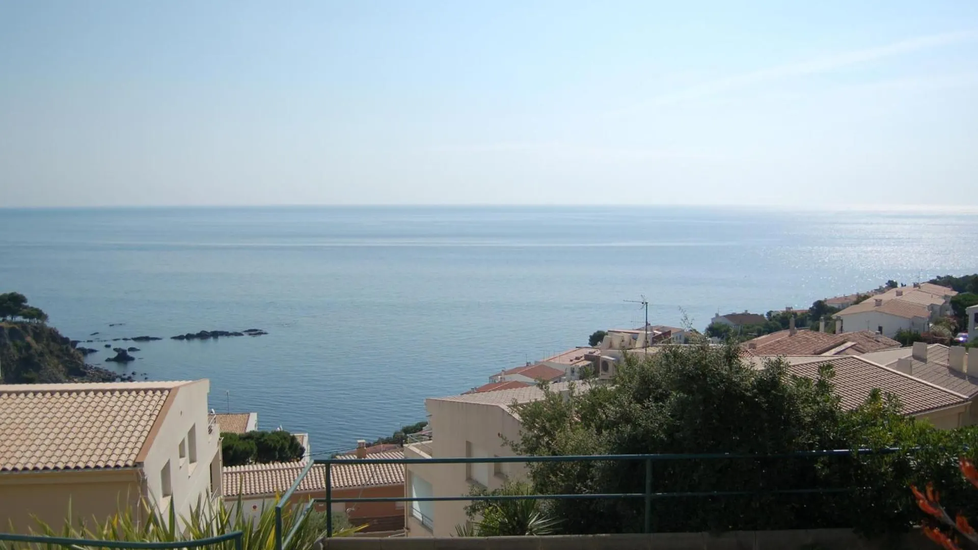 Cel 103 Apartamento Luminoso Y Sencillo En Residencial Ajardinado Con Piscina Comunitaria - Es-228-22 Llanca 0*,