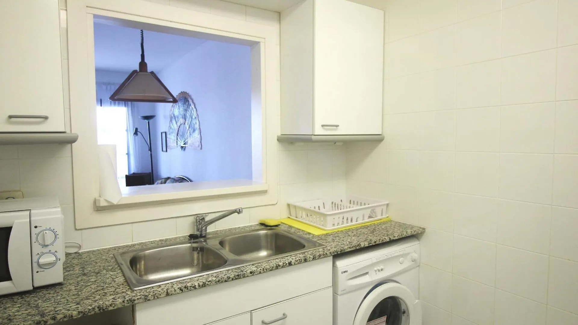 Cel 103 Apartamento Luminoso Y Sencillo En Residencial Ajardinado Con Piscina Comunitaria - Es-228-22 Llanca 0*,  Spain